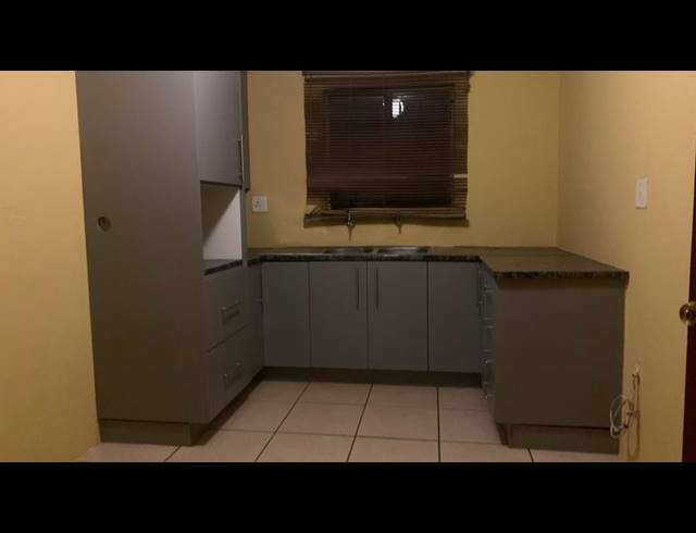 3 BEDROOM HOUSE FOR SALE IN PHOMOLONG